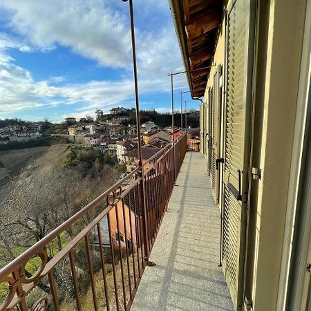 Locanda Del Bricco Pt Cisterna d'Asti Экстерьер фото